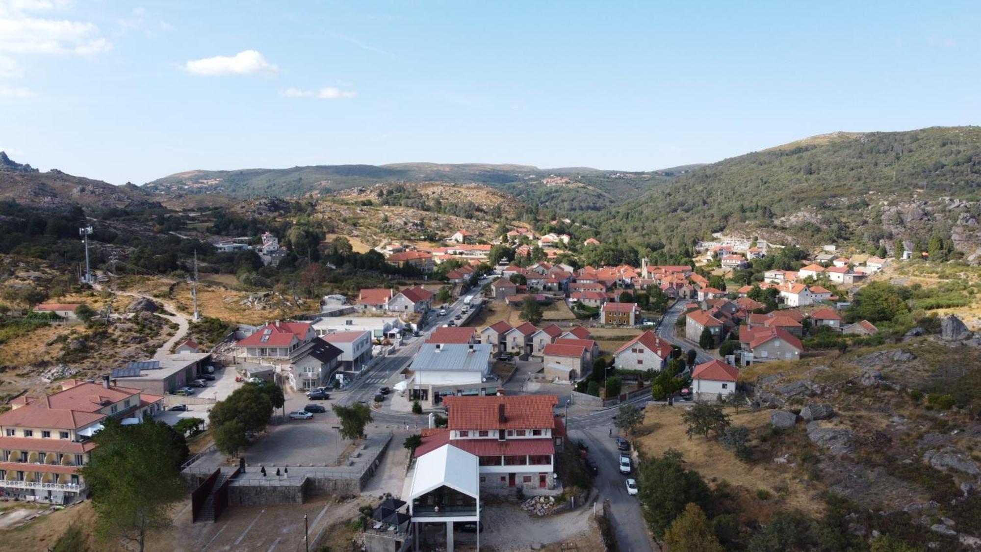 Alojamento Local - Miradouro Do Castelo Каштру-Лаборейру Экстерьер фото